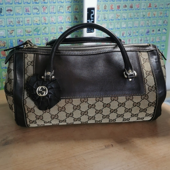 Gucci Handbags - Authentic ​Gucci